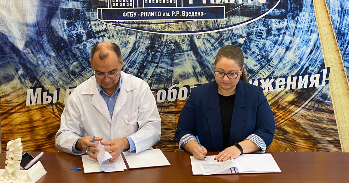 Стартап Pozvonoq Северо-Западного наноцентра стал эксклюзивным производителем имплантатов для спинальной хирургии