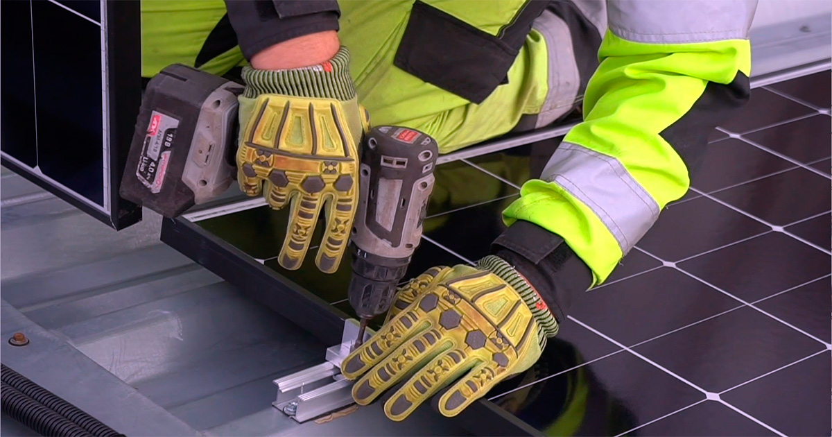 Фонд инфраструктурных и образовательных программ запустил одну из крупнейших сетевых солнечных электростанций в Мордовии